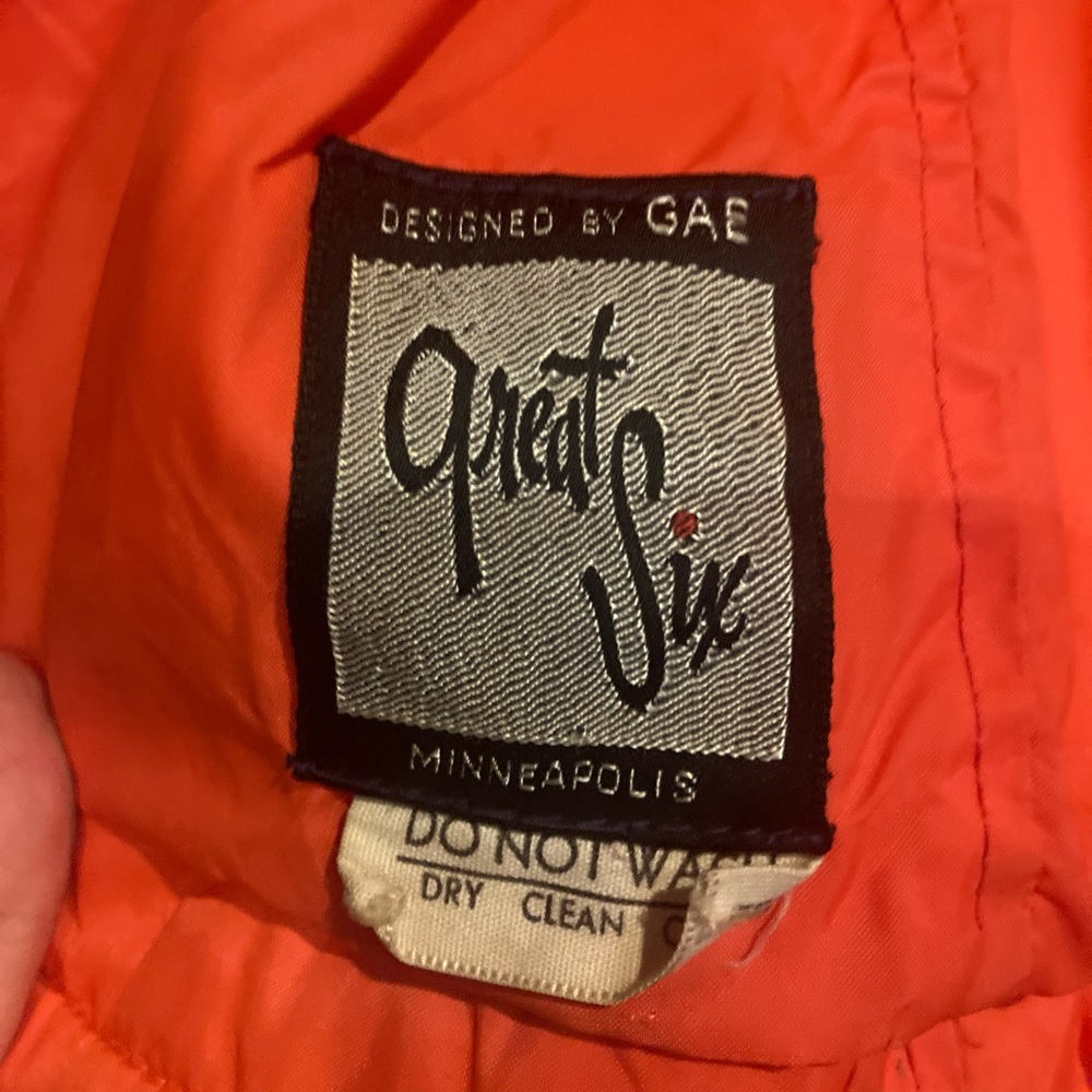 Bright, vintage ski jacket by Great Six - Picture 7 of 7